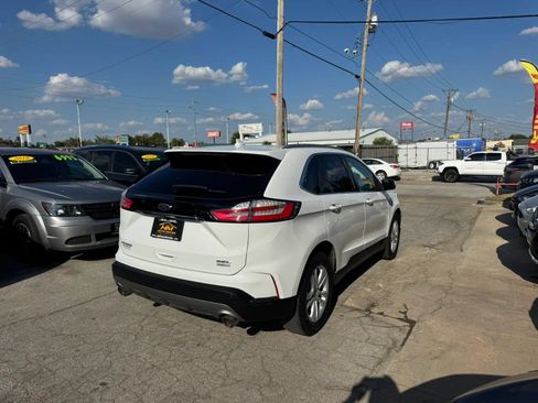 Used 2019 Ford Edge SEL w/ Equipment Group 201A FWD image 4