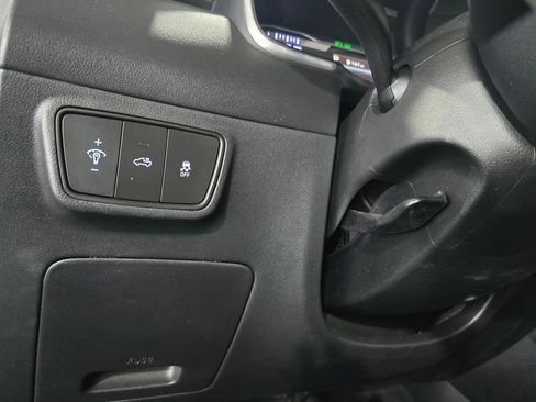 Used 2022 Hyundai Santa Cruz SE FWD image 14