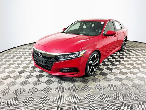 Used 2018 Honda Accord Sport image 4