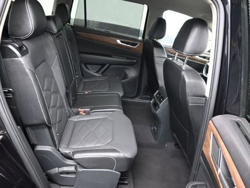 Used 2024 Volkswagen Atlas SE image 8