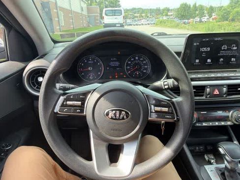 Used 2019 Kia Forte LXS FWD image 22