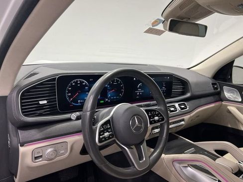 Used 2020 Mercedes-Benz GLS 450 4MATIC image 9