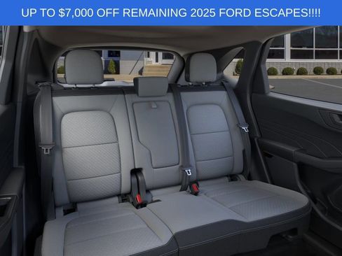 New 2025 Ford Escape Active w/ Cold Weather Package AWD/4WD image 11