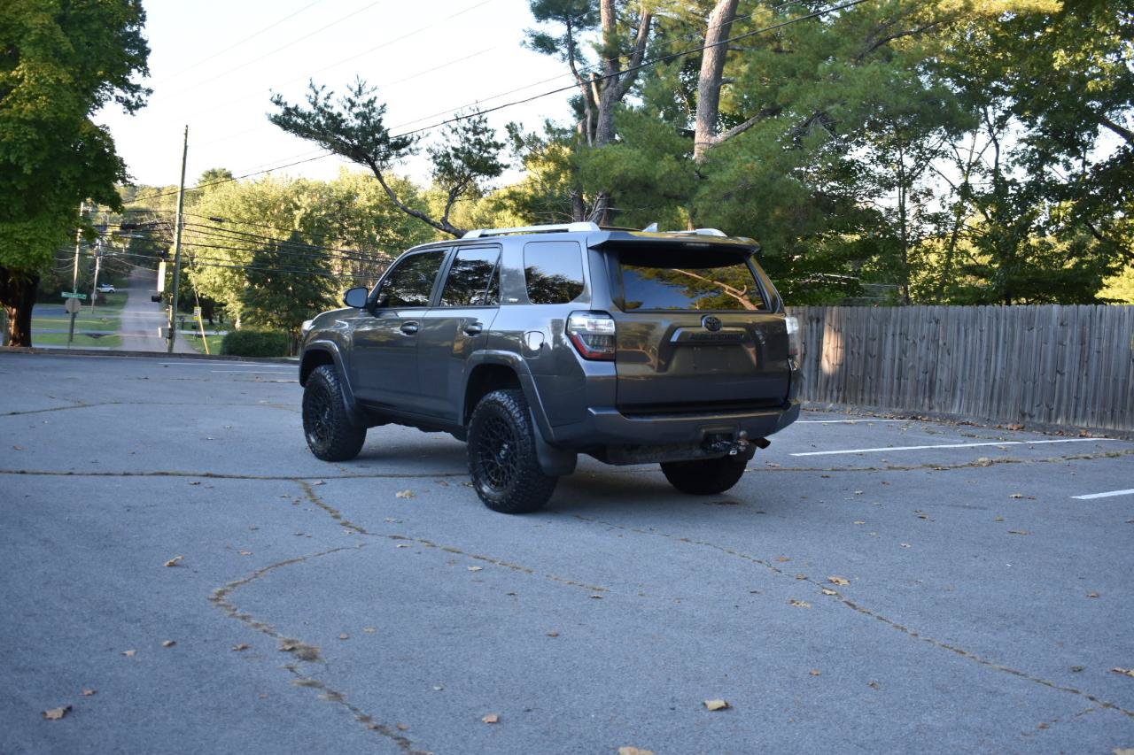 Used 2016 Toyota 4Runner SR5 Premium AWD/4WD image 4