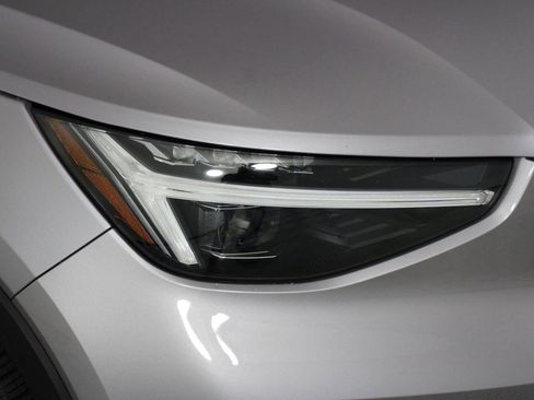 Certified 2026 Volvo XC40 B5 Ultra w/ Climate Package AWD/4WD image 26
