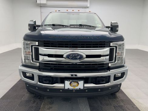 Used 2019 Ford F250 XLT w/ XLT Value Package image 6