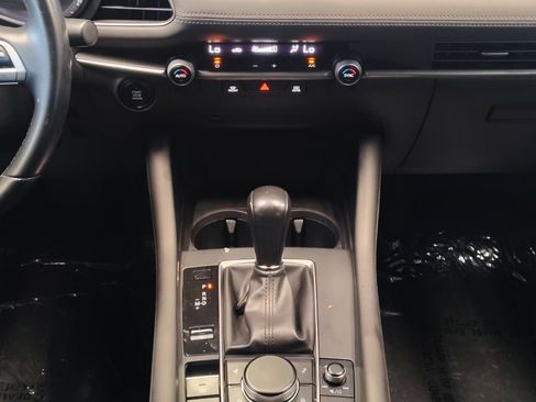 Used 2020 MAZDA MAZDA3 Sedan w/ Select Package FWD image 21
