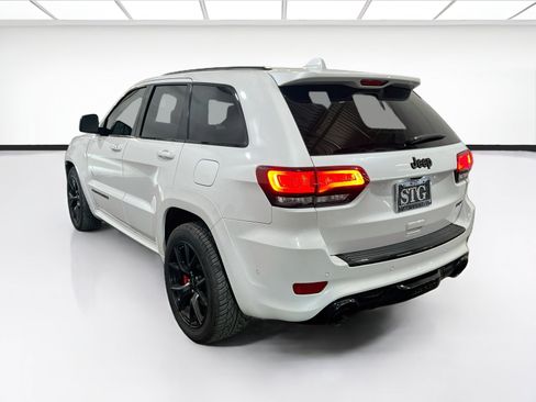 Used 2020 Jeep Grand Cherokee SRT w/ Trailer Tow Group IV AWD/4WD image 6