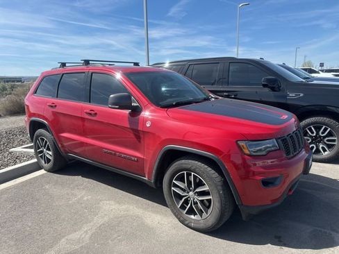 Used 2018 Jeep Grand Cherokee Trailhawk w/ Trailhawk Luxury Group image 1