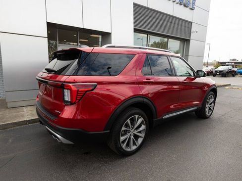 Certified 2025 Ford Explorer Platinum w/ Ultimate Package AWD/4WD image 3