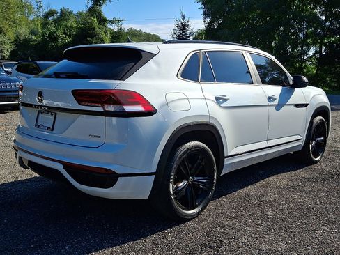 Used 2023 Volkswagen Atlas Cross Sport SEL R-Line AWD/4WD image 6