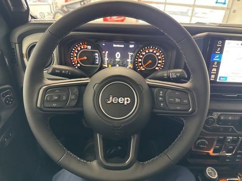 New 2026 Jeep Gladiator Sport image 30