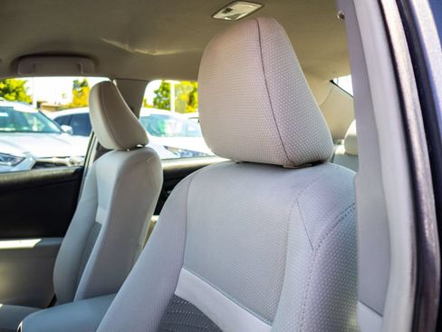 Used 2014 Toyota Camry LE FWD image 18