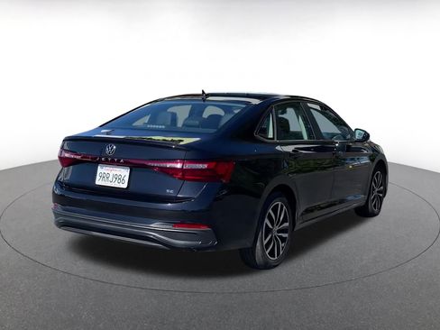 Used 2025 Volkswagen Jetta SE image 14