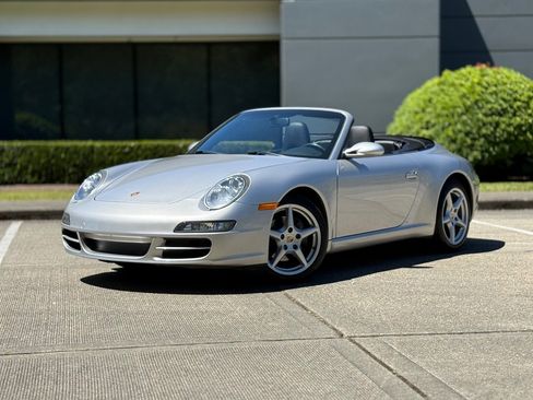 Used 2006 Porsche 911 Carrera RWD image 9