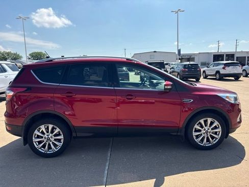 Used 2018 Ford Escape Titanium w/ Ford Safe & Smart Package FWD image 2