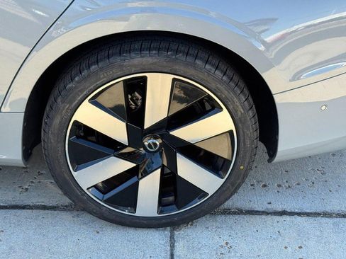 Certified 2024 Volvo S60 T8 Plus w/ Climate Package AWD/4WD image 8