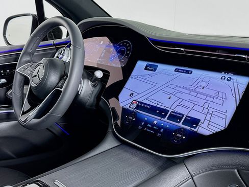 Certified 2025 Mercedes-Benz EQS 450+ 4MATIC SUV image 16