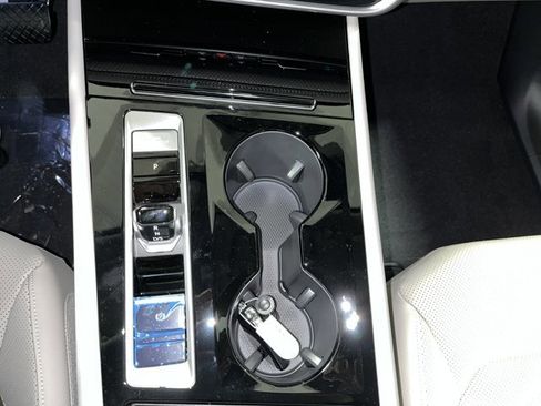 New 2026 Volkswagen Atlas SE image 11