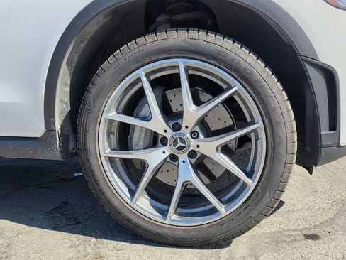 Used 2020 Mercedes-Benz GLC 300 4MATIC image 9