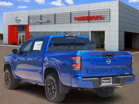 New 2026 Nissan Frontier SV w/ SV Convenience Package AWD/4WD image 5