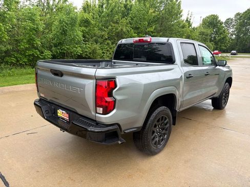 New 2026 Chevrolet Colorado W/T w/ WT Custom Package RWD image 9