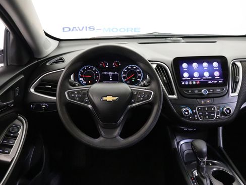 Used 2024 Chevrolet Malibu LT image 16