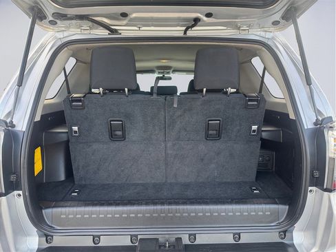 Used 2016 Toyota 4Runner SR5 image 22