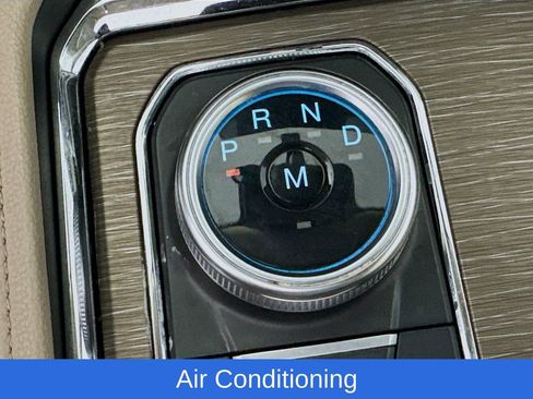 Used 2024 Ford Expedition Max Limited image 23