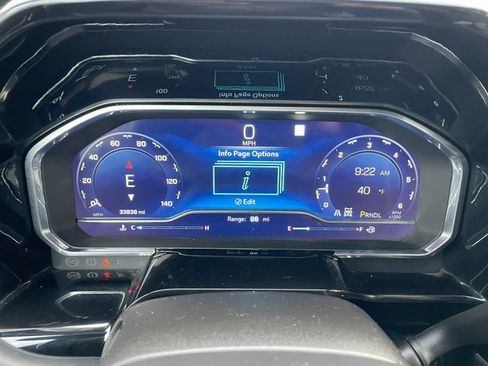 Used 2022 Chevrolet Silverado 1500 LT w/ Safety Package image 17