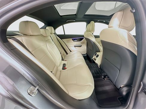 Used 2025 Mercedes-Benz C 300 Sedan image 28