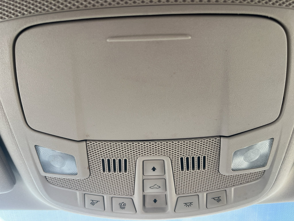 Used 2018 Ford Fusion SE FWD image 26
