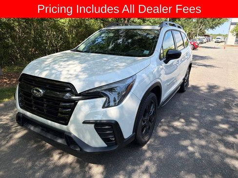 Used 2024 Subaru Ascent Onyx Edition AWD/4WD image 2