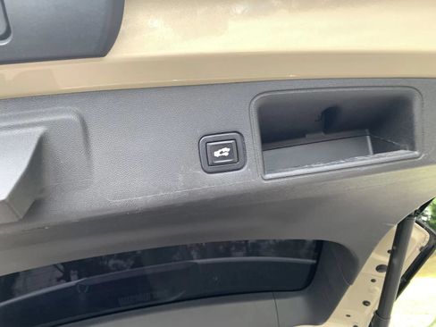 Used 2022 GMC Terrain AT4 AWD/4WD image 33