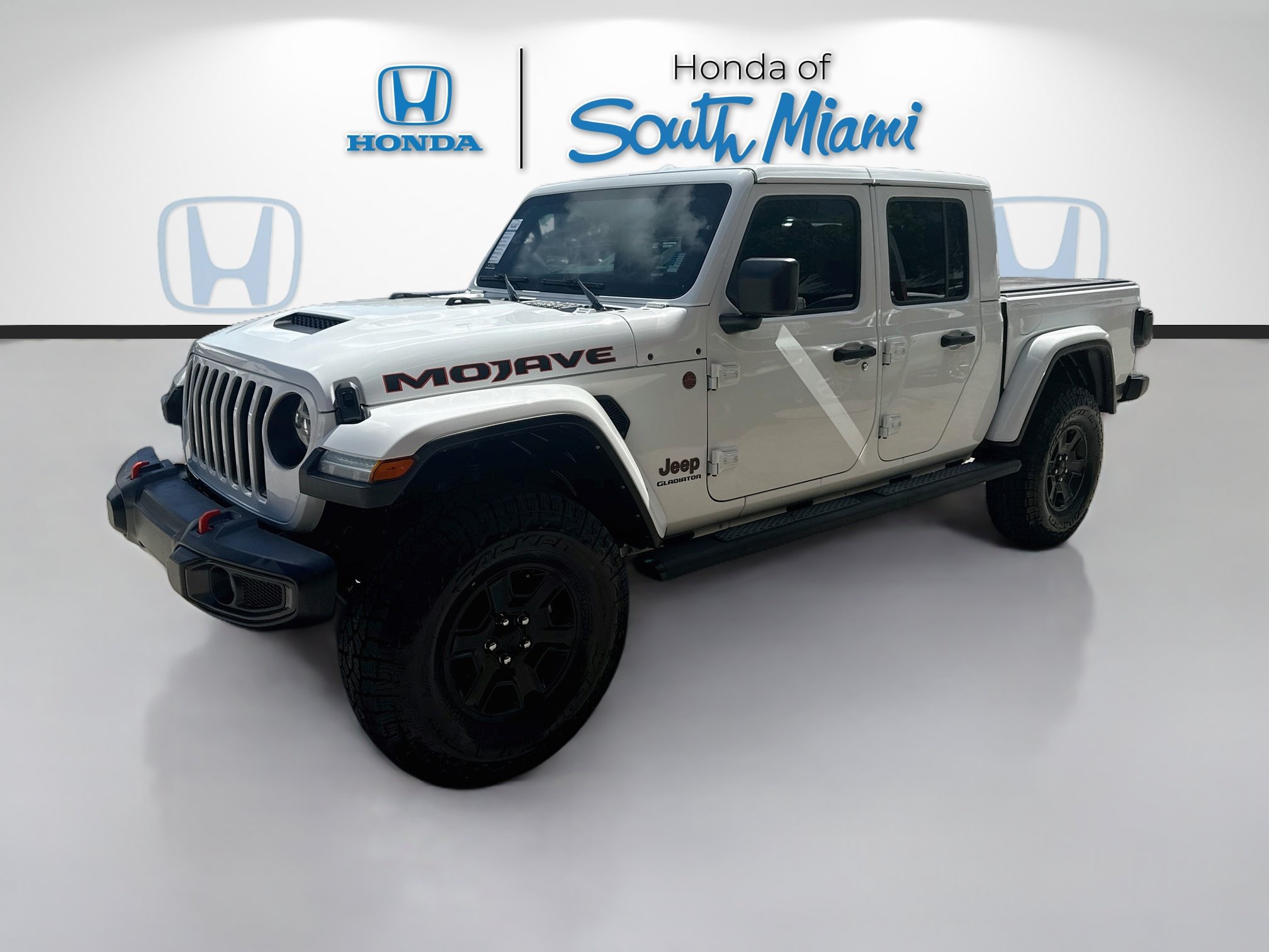 Used 2021 Jeep Gladiator Mojave AWD/4WD image 3