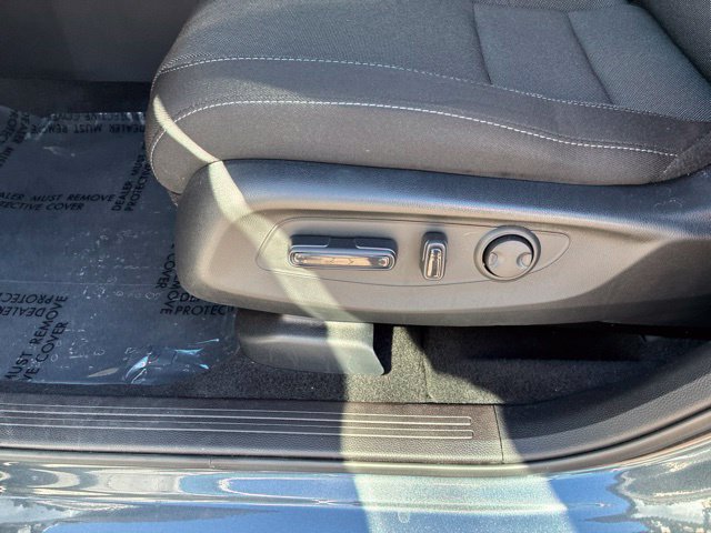 Certified 2025 Honda CR-V EX image 6