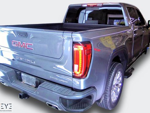 Used 2021 GMC Sierra 1500 Denali w/ Technology Package image 3