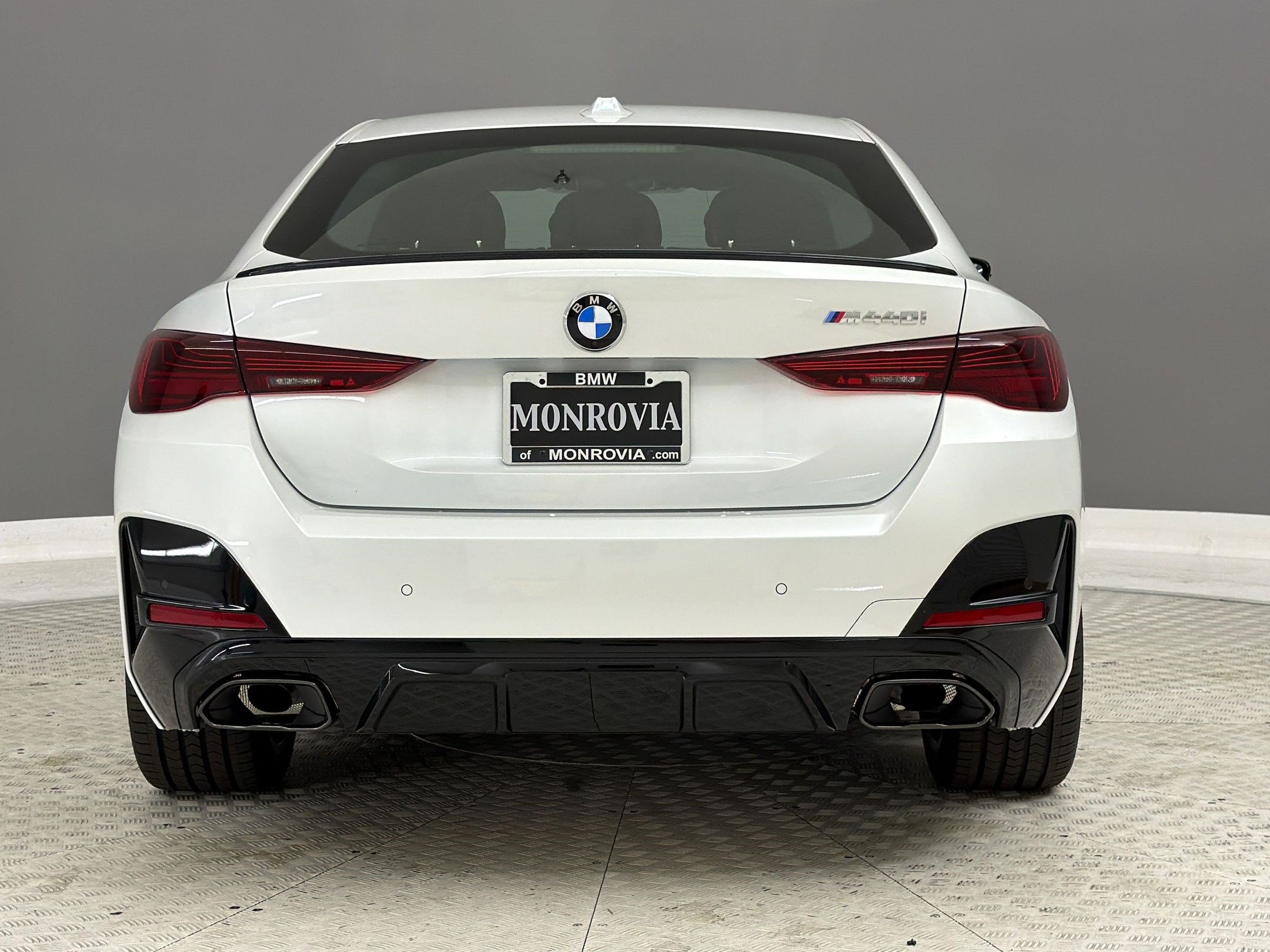 New 2026 BMW M440i w/ Premium Package RWD image 10