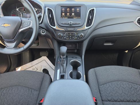Used 2024 Chevrolet Equinox LT image 18