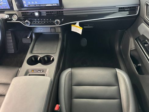 Used 2024 Honda Prologue Touring image 32