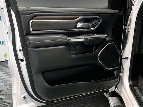 Used 2022 RAM 1500 Laramie w/ Trailer Tow Group image 9