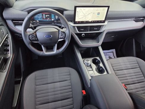 Used 2026 Ford Explorer ST-Line AWD/4WD image 9