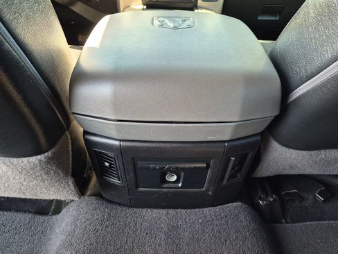Used 2017 RAM 1500 Big Horn RWD image 26