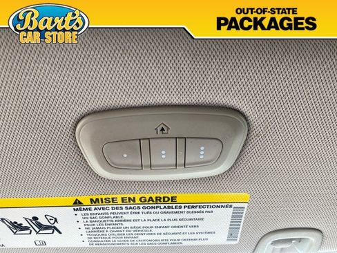 Used 2018 Chrysler Pacifica Limited w/ Advanced Safetytec Group FWD image 38