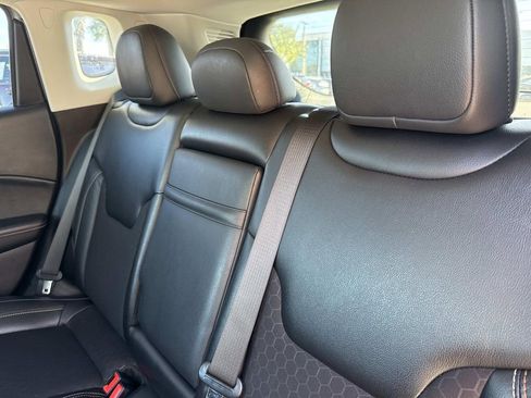 Used 2020 Jeep Compass Latitude image 15