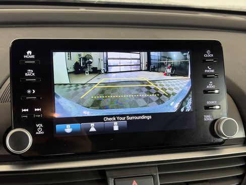 Used 2022 Honda Accord Sport image 19