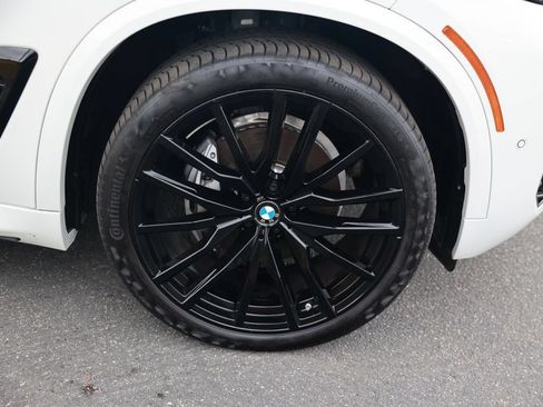 Used 2024 BMW X5 sDrive40i w/ M Sport Package RWD image 8