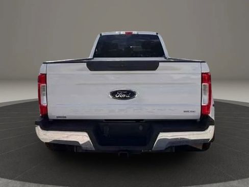 Used 2017 Ford F350 XLT w/ FX4 Off-Road Package AWD/4WD image 4