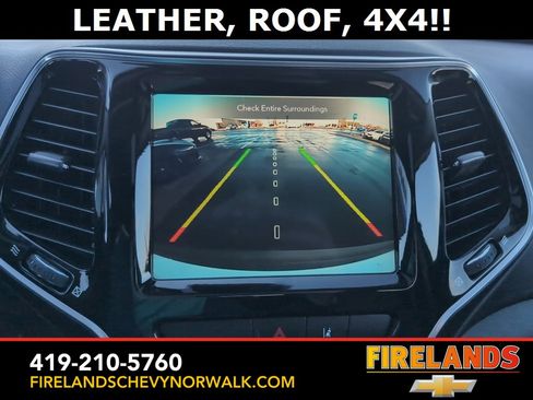 Used 2022 Jeep Cherokee Limited w/ Elite Package image 28