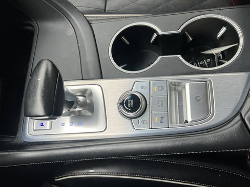 Used 2020 Genesis G70 2.0T w/ Prestige Package AWD/4WD image 19